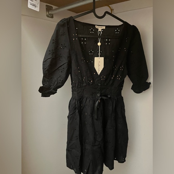 For Love & Lemons Eyelet Swing Black Dress Extra Small NWT - Picture 4 of 15